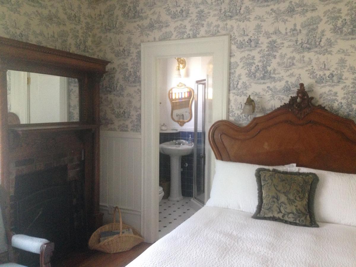 Weller House Inn 포르 브래그 객실 사진